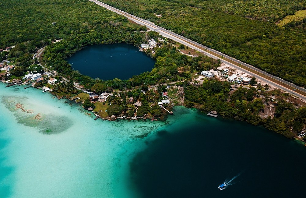 Cenote Carlitos y Cenote Azul en bacalar