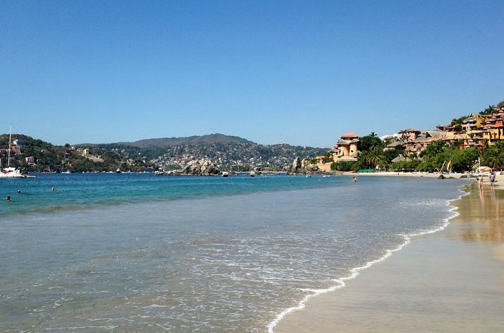 Playa la Ropa, Ixtapa-Zihuatanejo