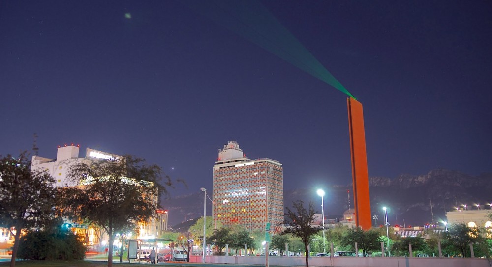 Faro del Comercio, Monterrey